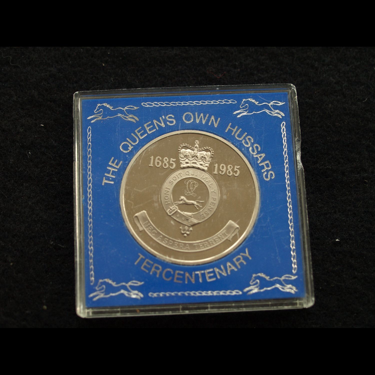 Commemorative Medal The Queens Own Hussars Tercentenary 1685-1985
